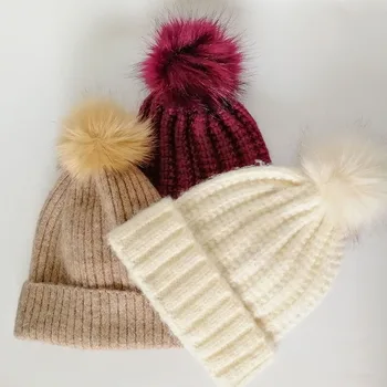 Женская теплая шапочка с помпонами, новинка 2023, осенне-зимняя вязаная толстая шапка для взрослых, бежевый подарок из полушерсти для женщин