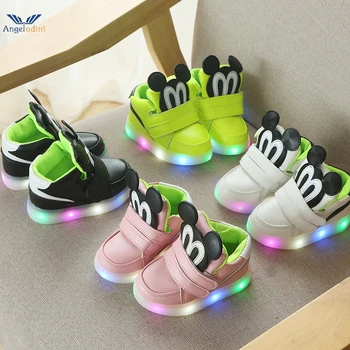 Загорающаяся модная мультяшная светящаяся детская обувь, светодиодная мода, Корейская повседневная обувь для мальчиков и девочек, кроссовки для малышей